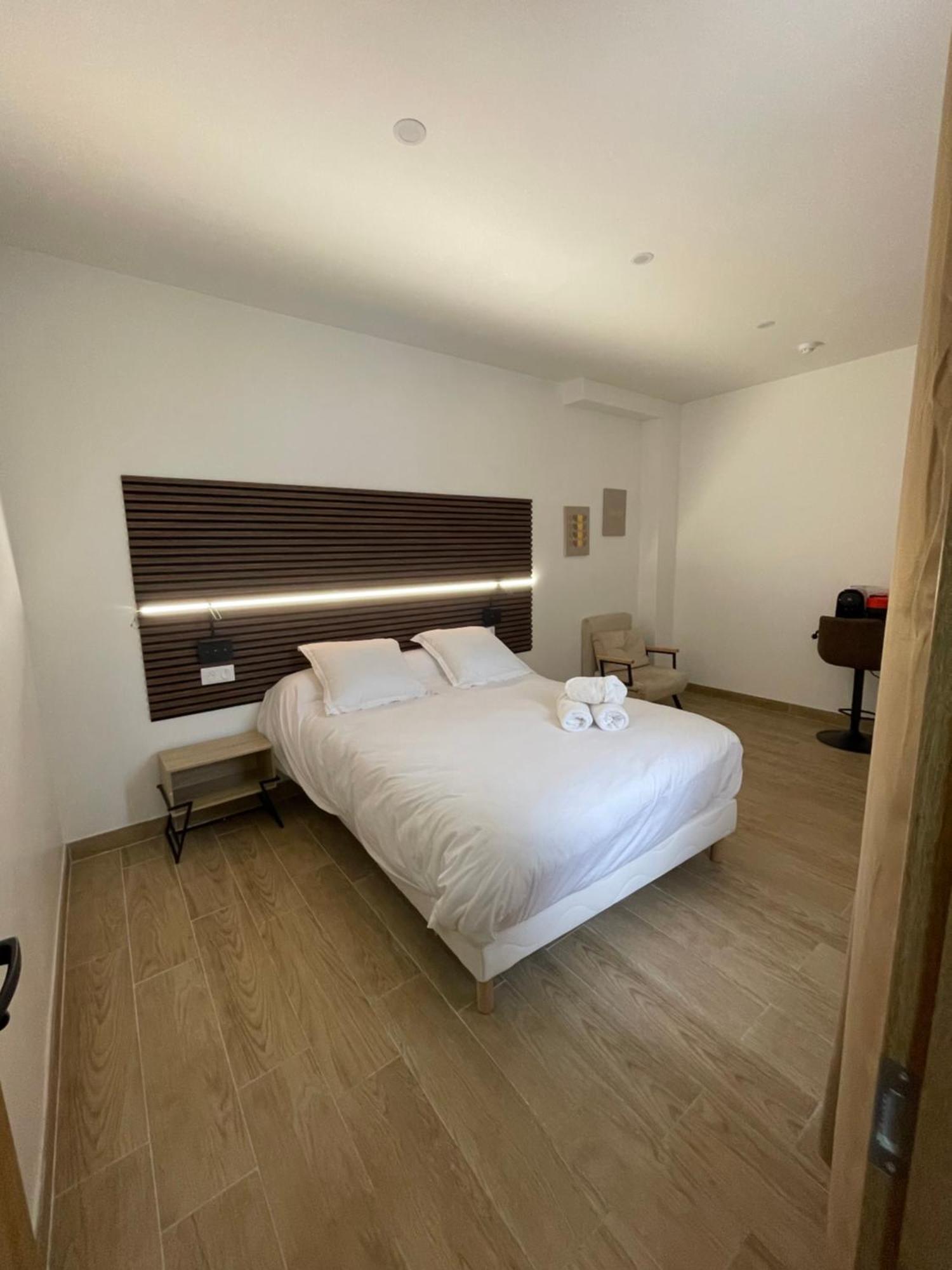 Hotel Du Parc Canal - Stade De France Saint-Denis  Exteriör bild